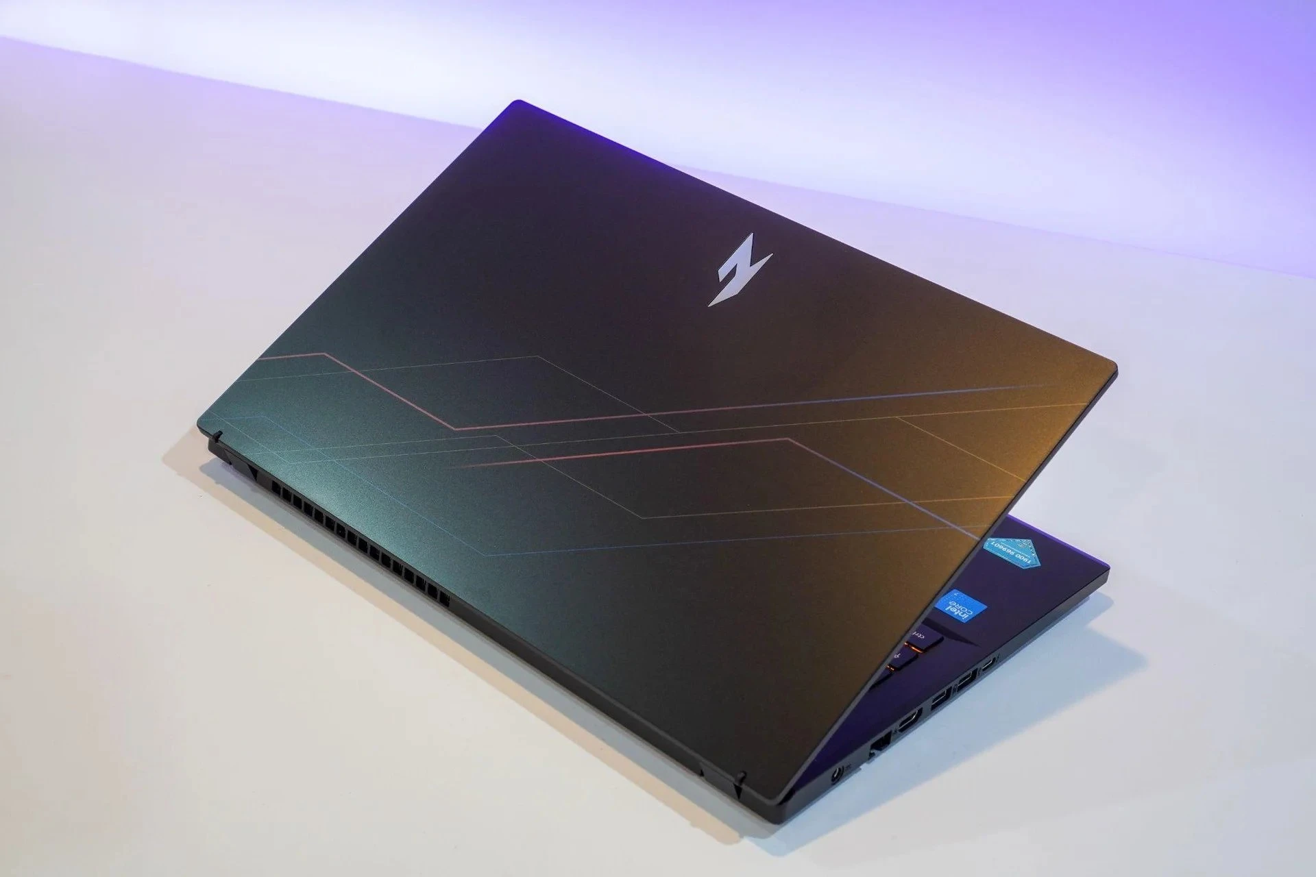 Laptop Acer Nitro ProPanel cấu hình đồ họa thế hệ mới