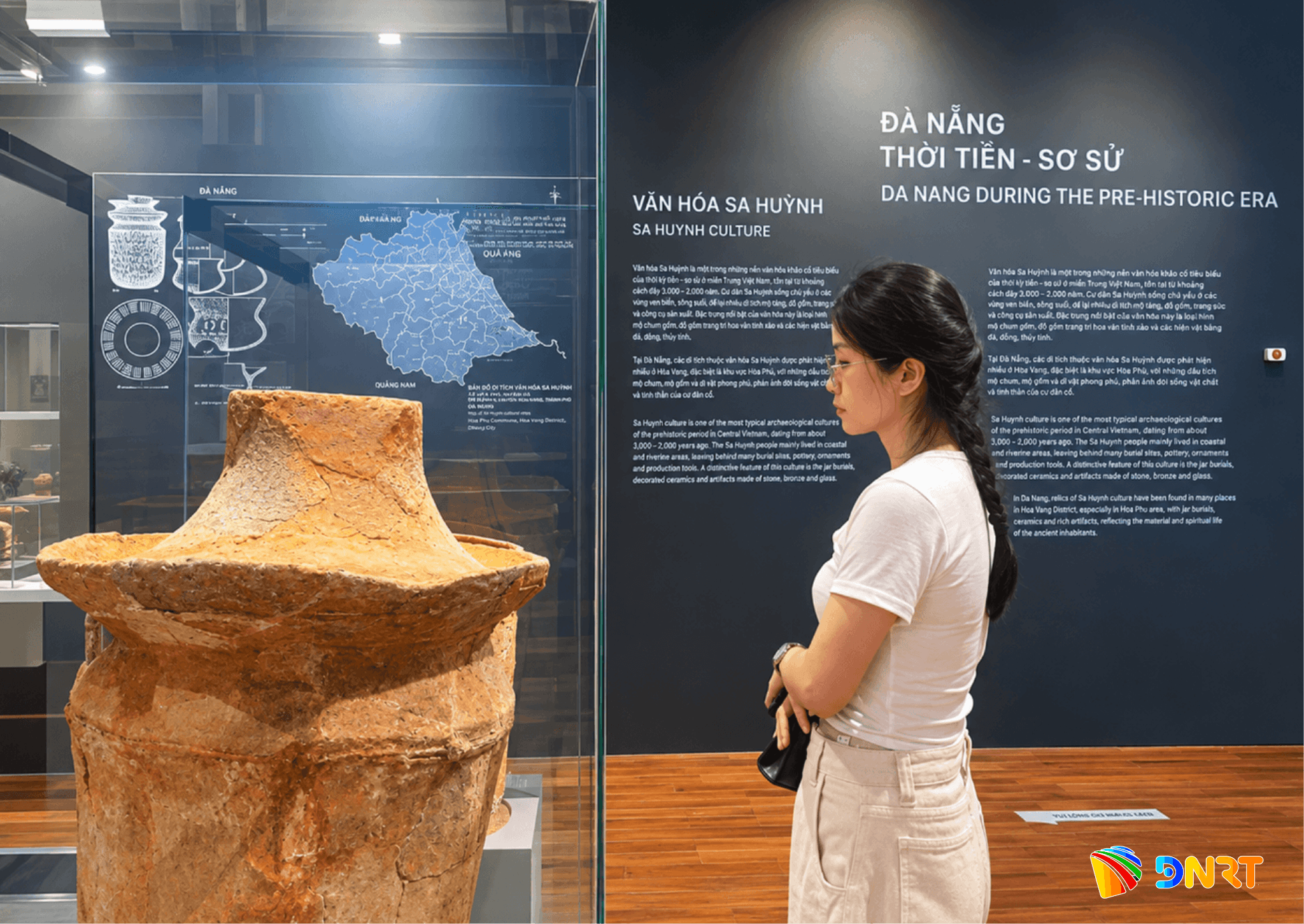 mo-chum-trong-van-hoa-sa-huynh-duoc-trung-bay-tai-bao-tang-da-nang.-anh-minh-khue.png