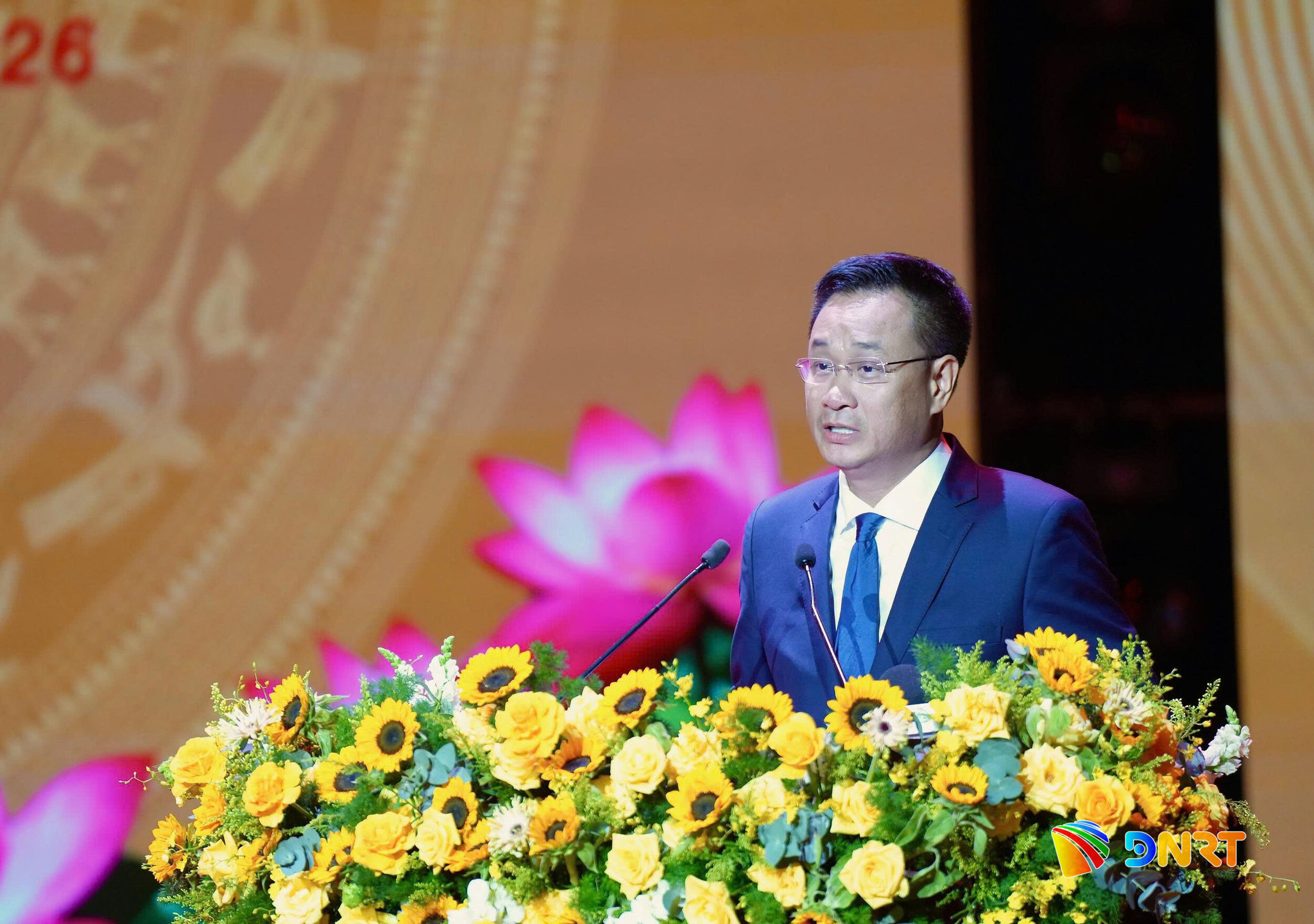 Bí thư Thành ủy, Trưởng đoàn Đại biểu Quốc hội thành phố Đà Nẵng Lê Ngọc Quang đọc diễn văn tại buổi lễ. Ảnh: T. CÔNG - T. HUY