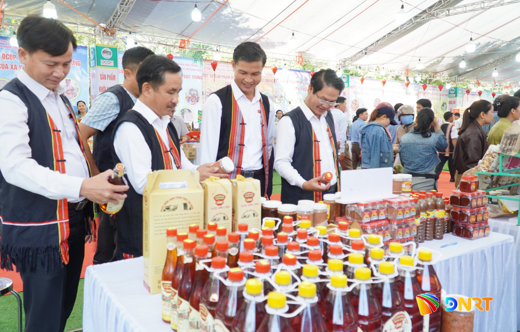 anh phuoc tra phien cho 3