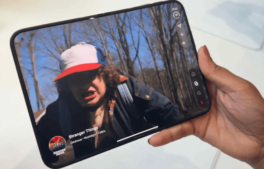 So sánh chiến lược kích thước màn hình với các dòng sản phẩm của Apple
