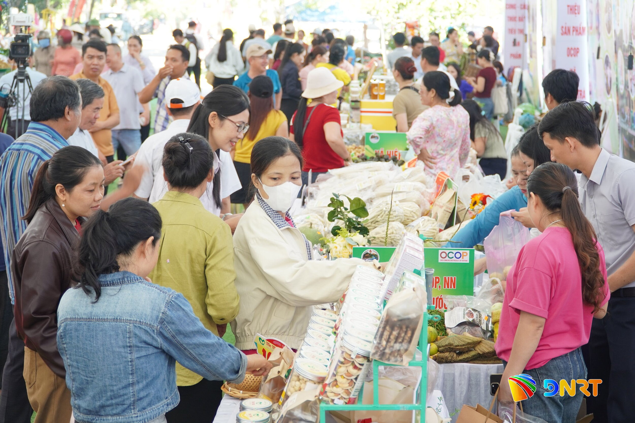 phuoc tra phien cho 2