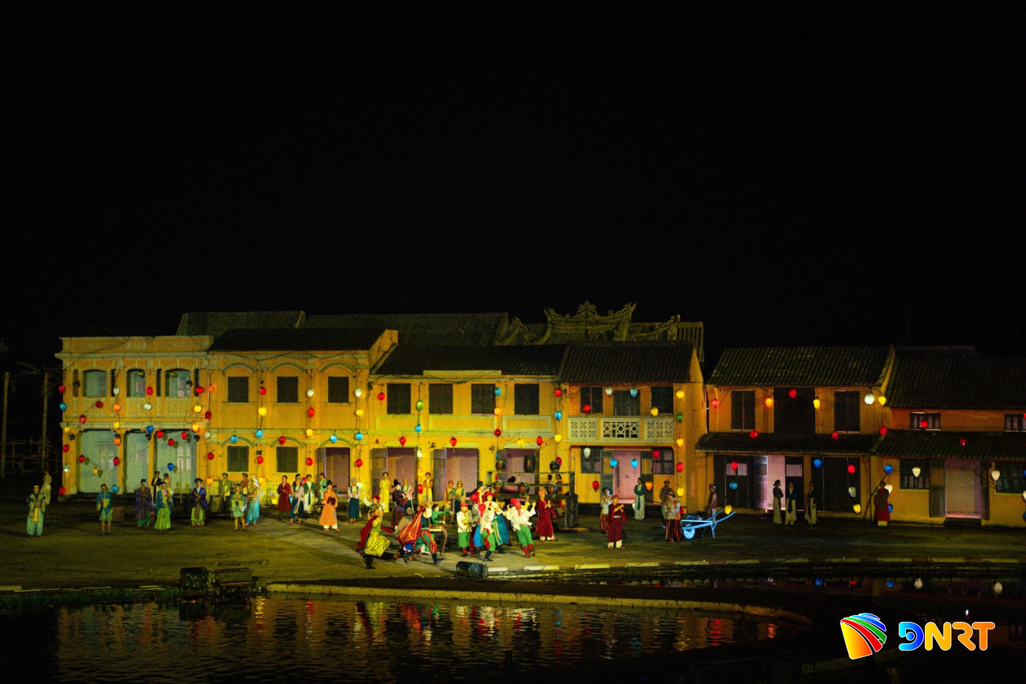 Show diễn thực cảnh 