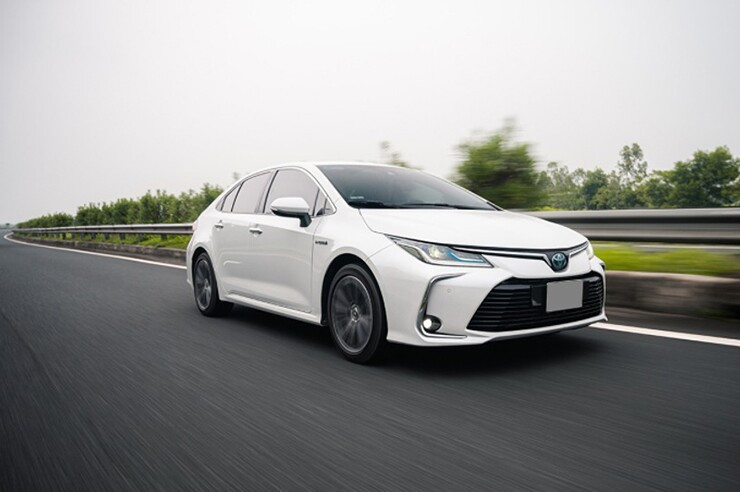 Hệ thống truyền động hybrid trên phiên bản Toyota Corolla Altis 1.8 HEV