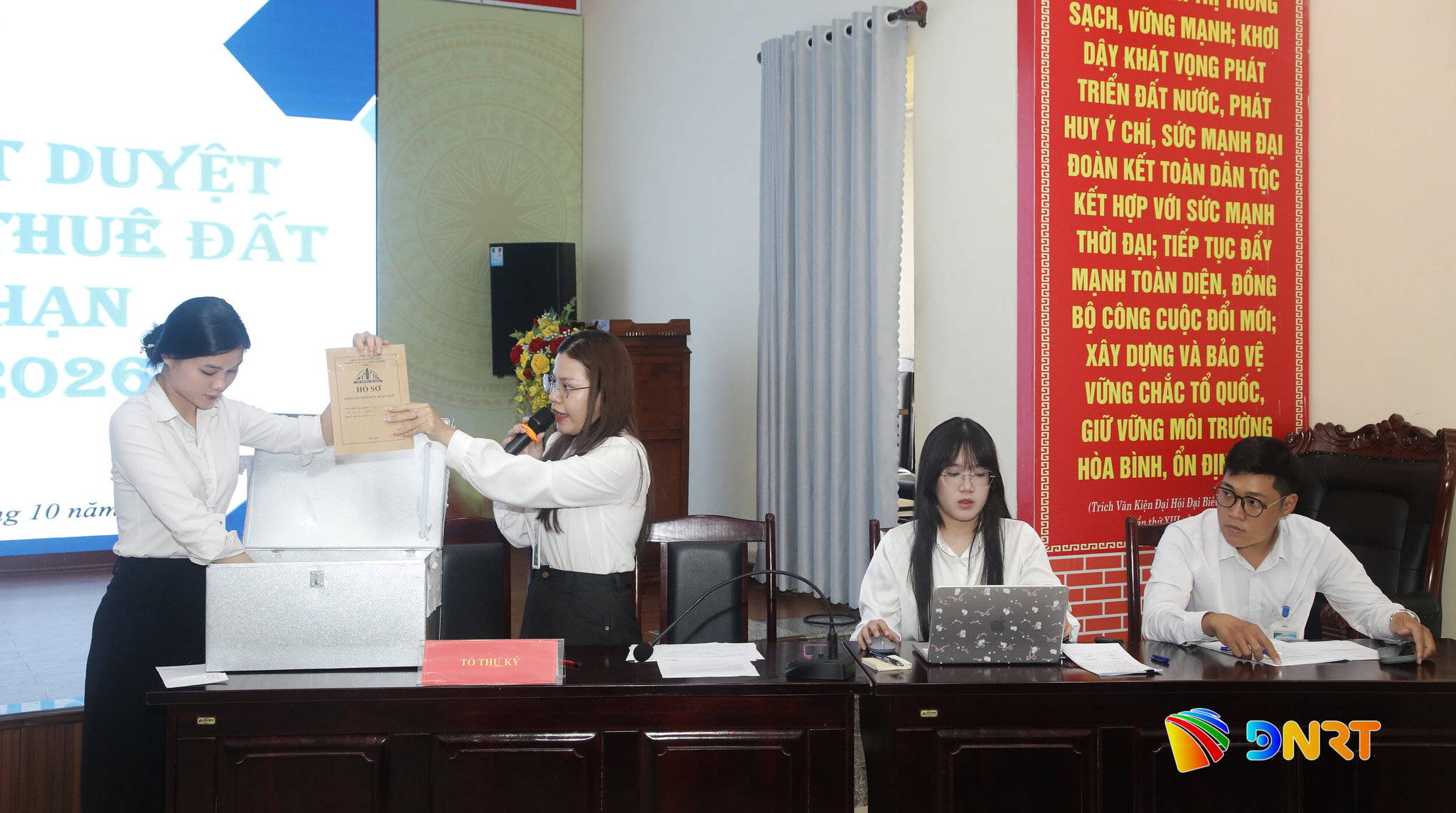 KIEM HỐ THUE NHA CS