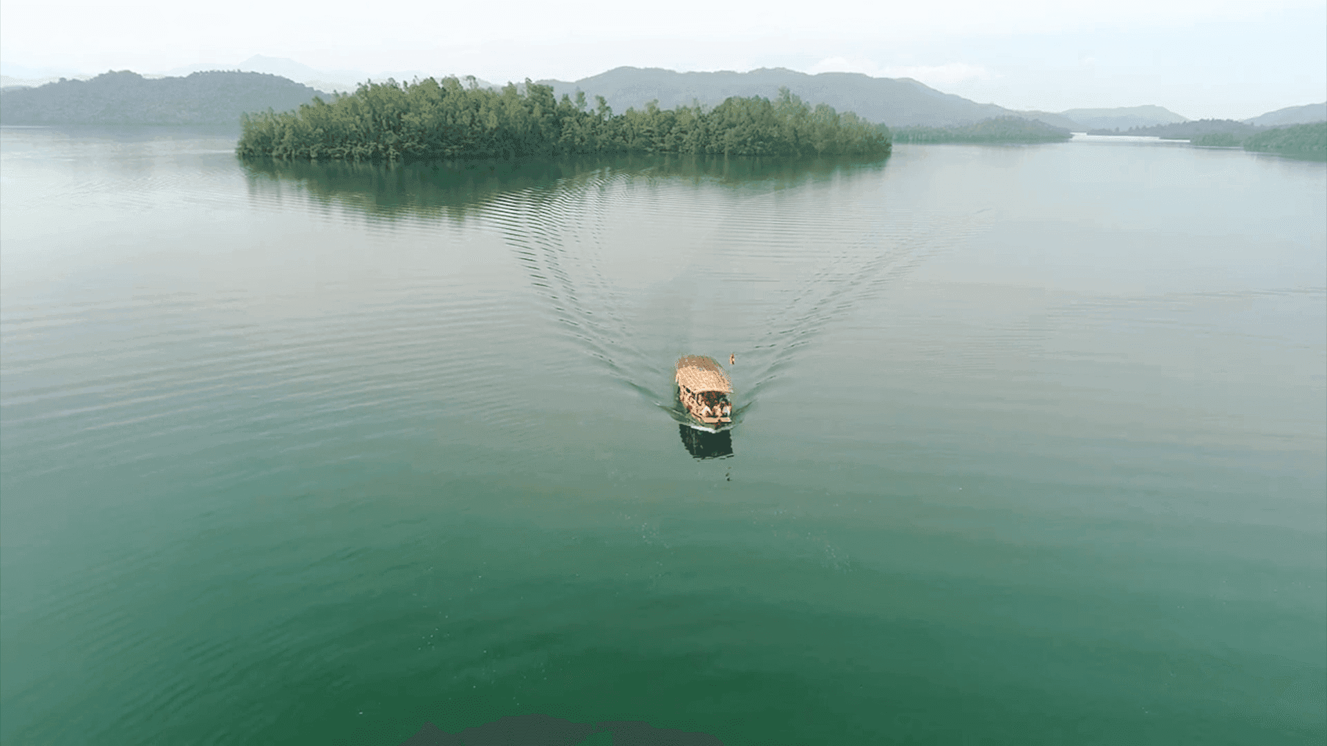ho-phu-ninh-b0dec18a1ad6587ea45115185c706f1d.png