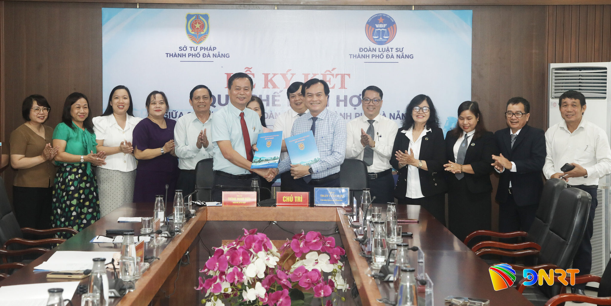 Các đại biểu tham dự hội nghị ký kết quy chế phối hợp. Ảnh: ĐẮC MẠNH
