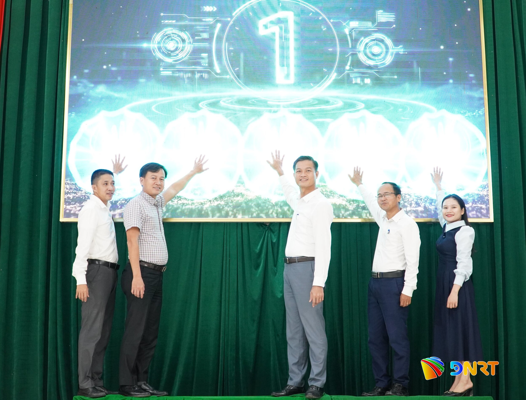 anh 1