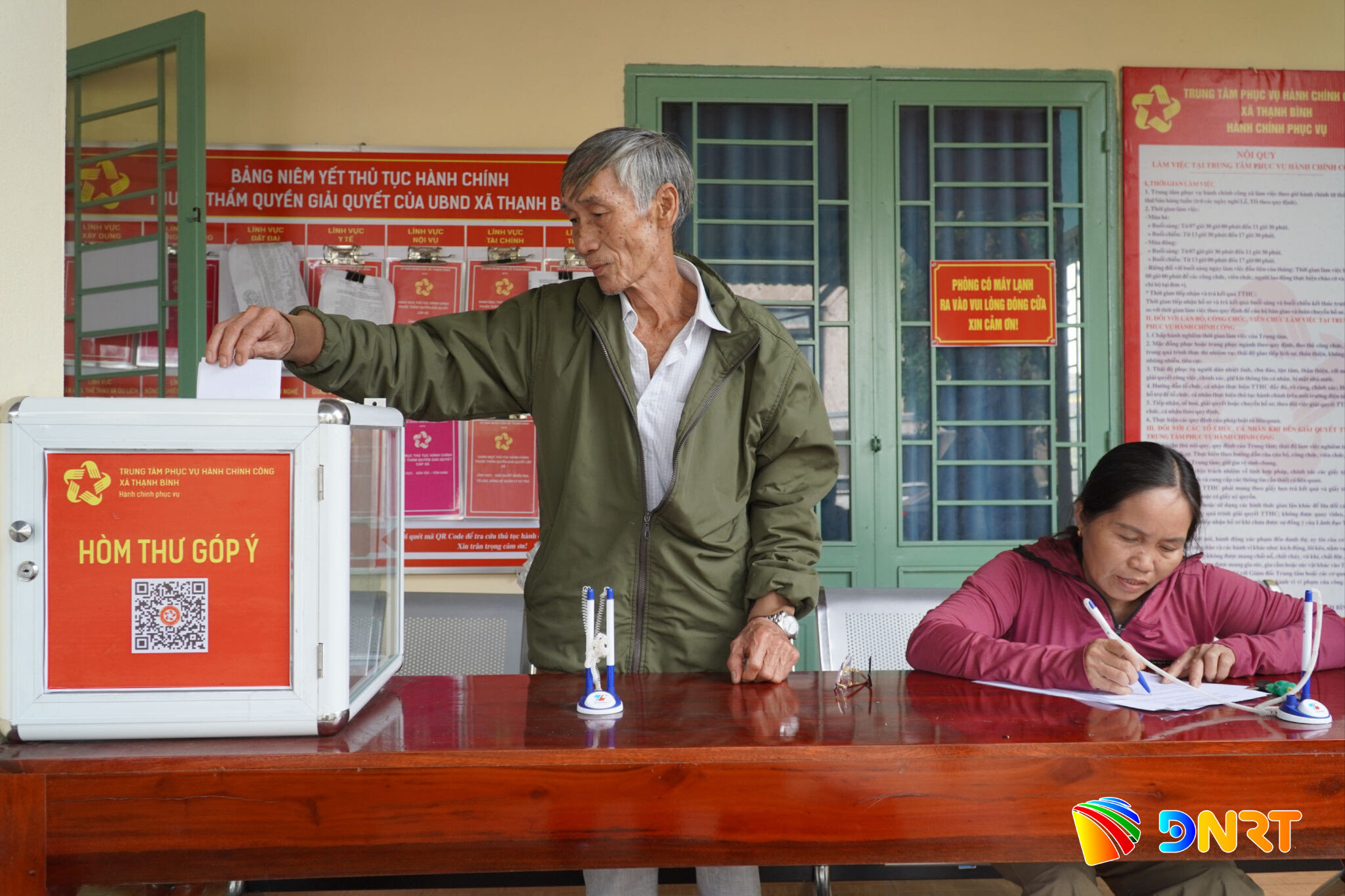 anh-ghi-phieu-khao-sat.jpg
