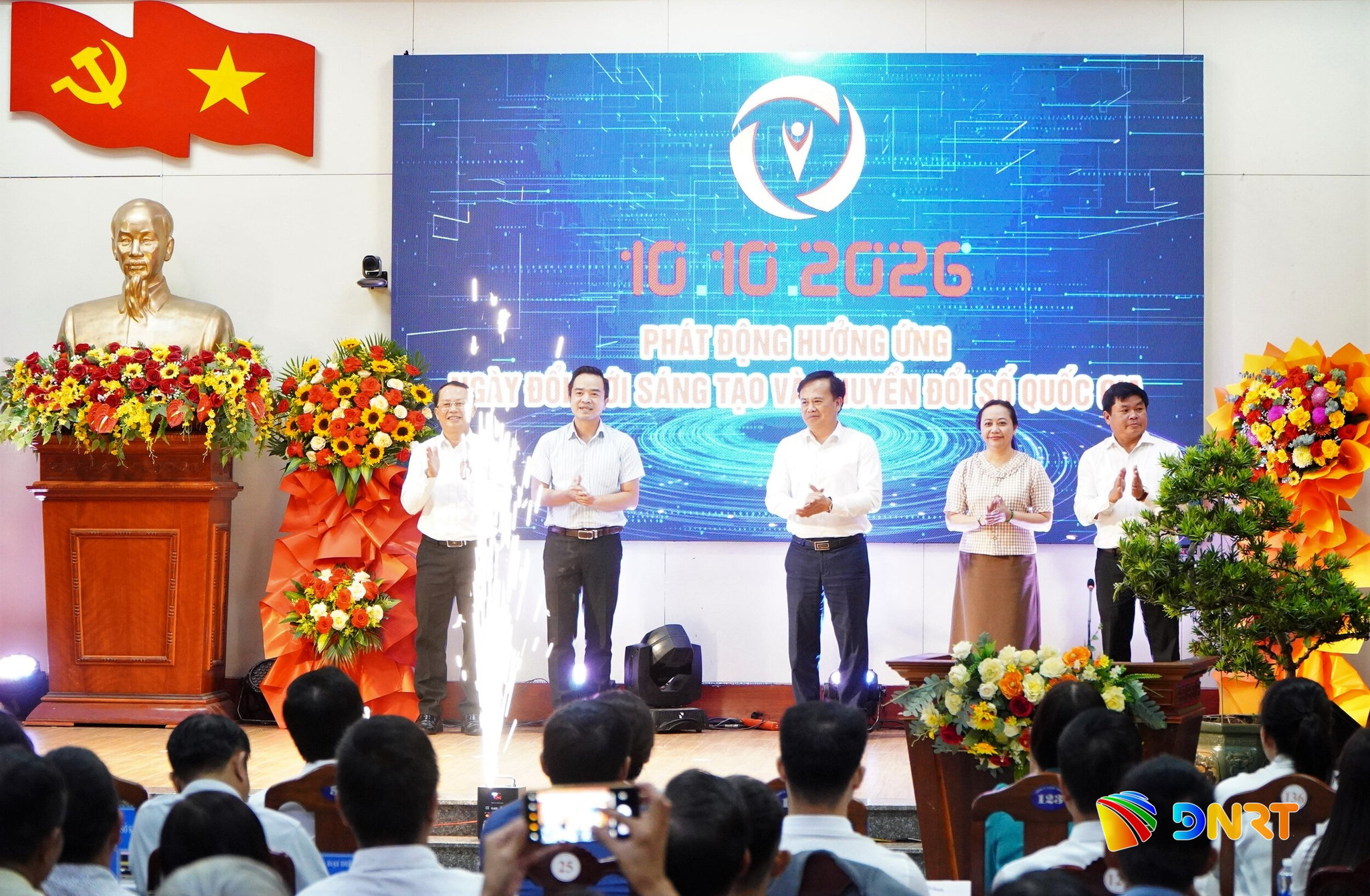 Vinh anh 1
