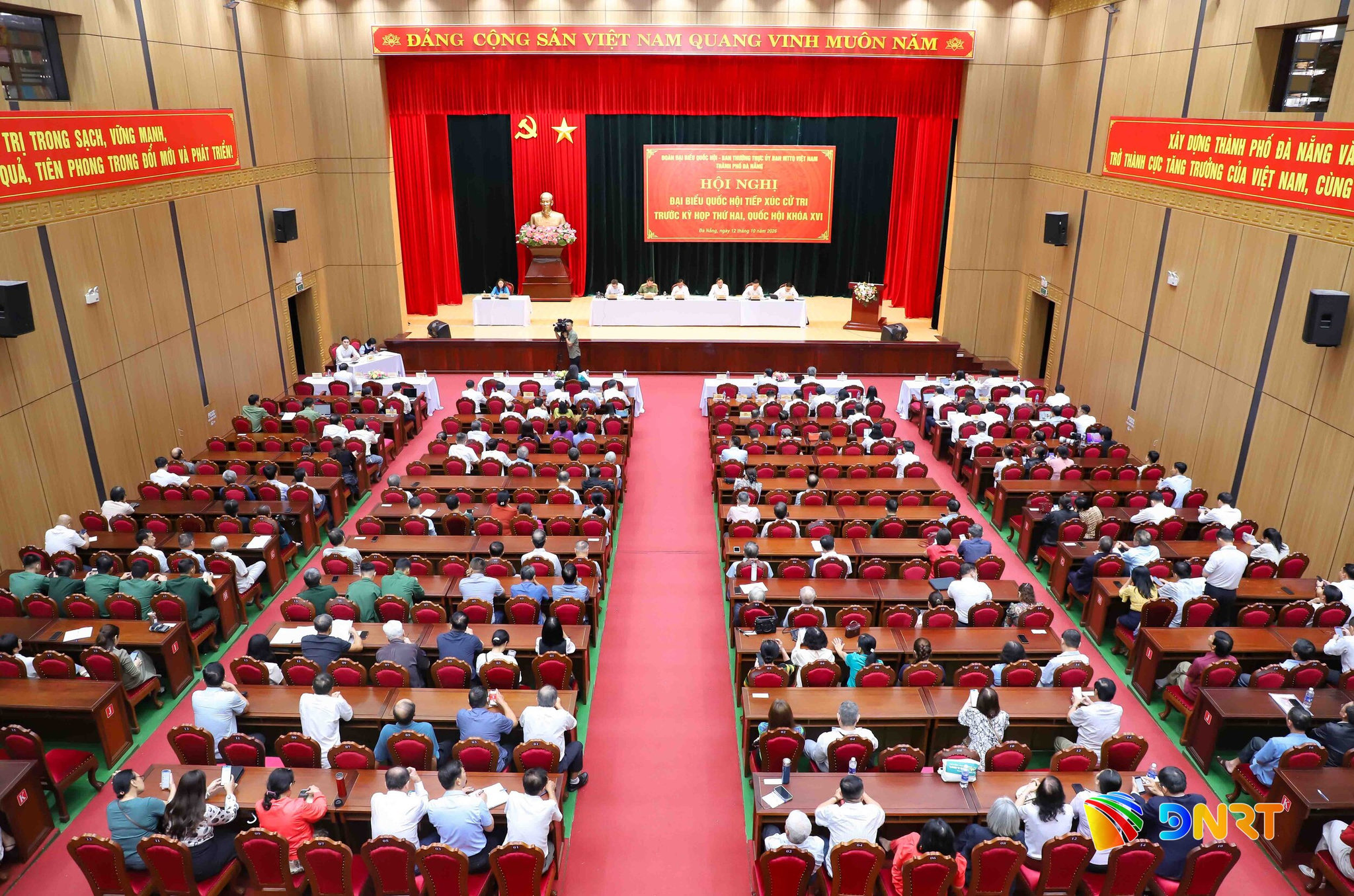 QUANG CANH 12