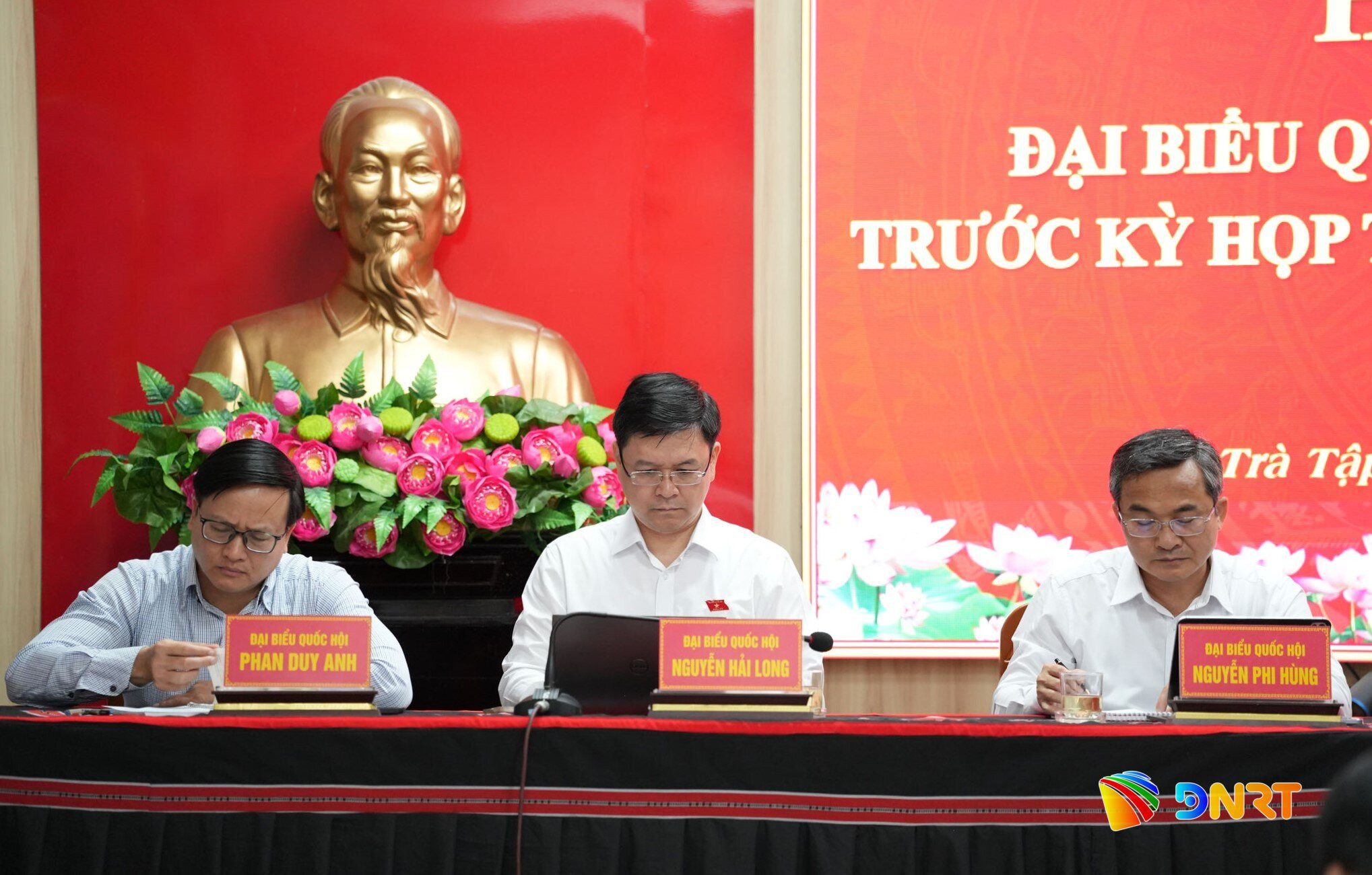 dsc02996(1).jpg