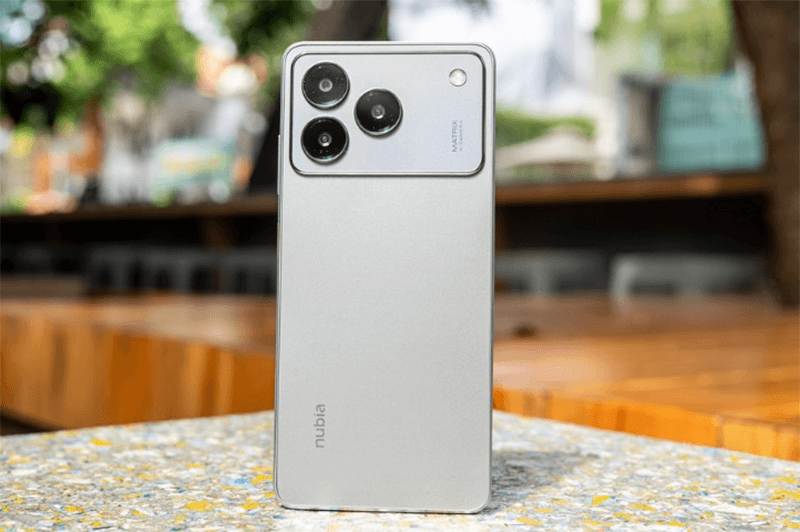 Nubia A76 phiên bản RAM 4GB bộ nhớ 128GB hỗ trợ NFC