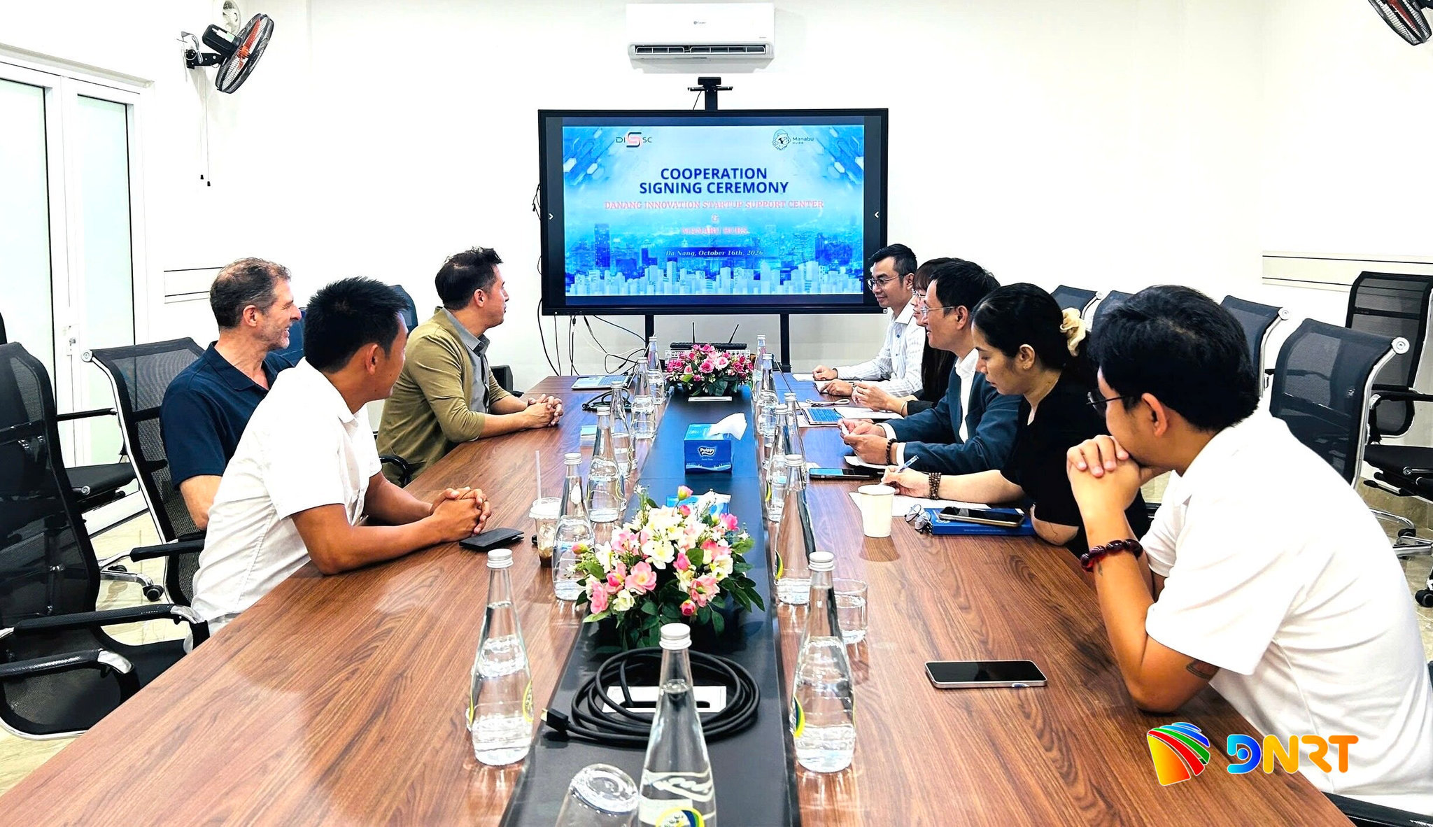 DNO - Da Nang is seeking to strengthen international links for its startup ecosystem through a cooperation agreement between the city’s Innovation Startup Support Centre and global startup incubation platform Manabu Hubs.