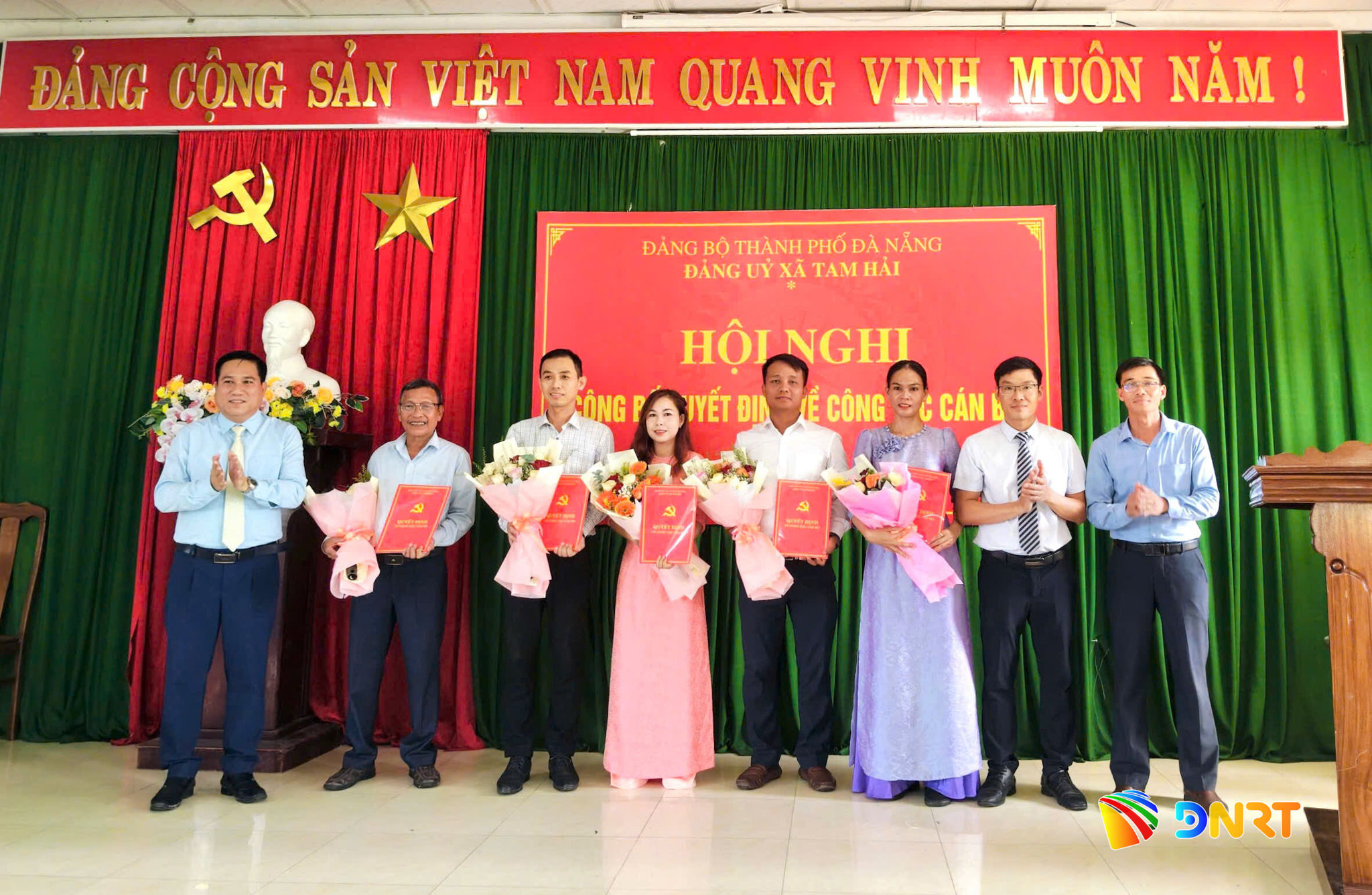 cong tac can bo xa Tam hai