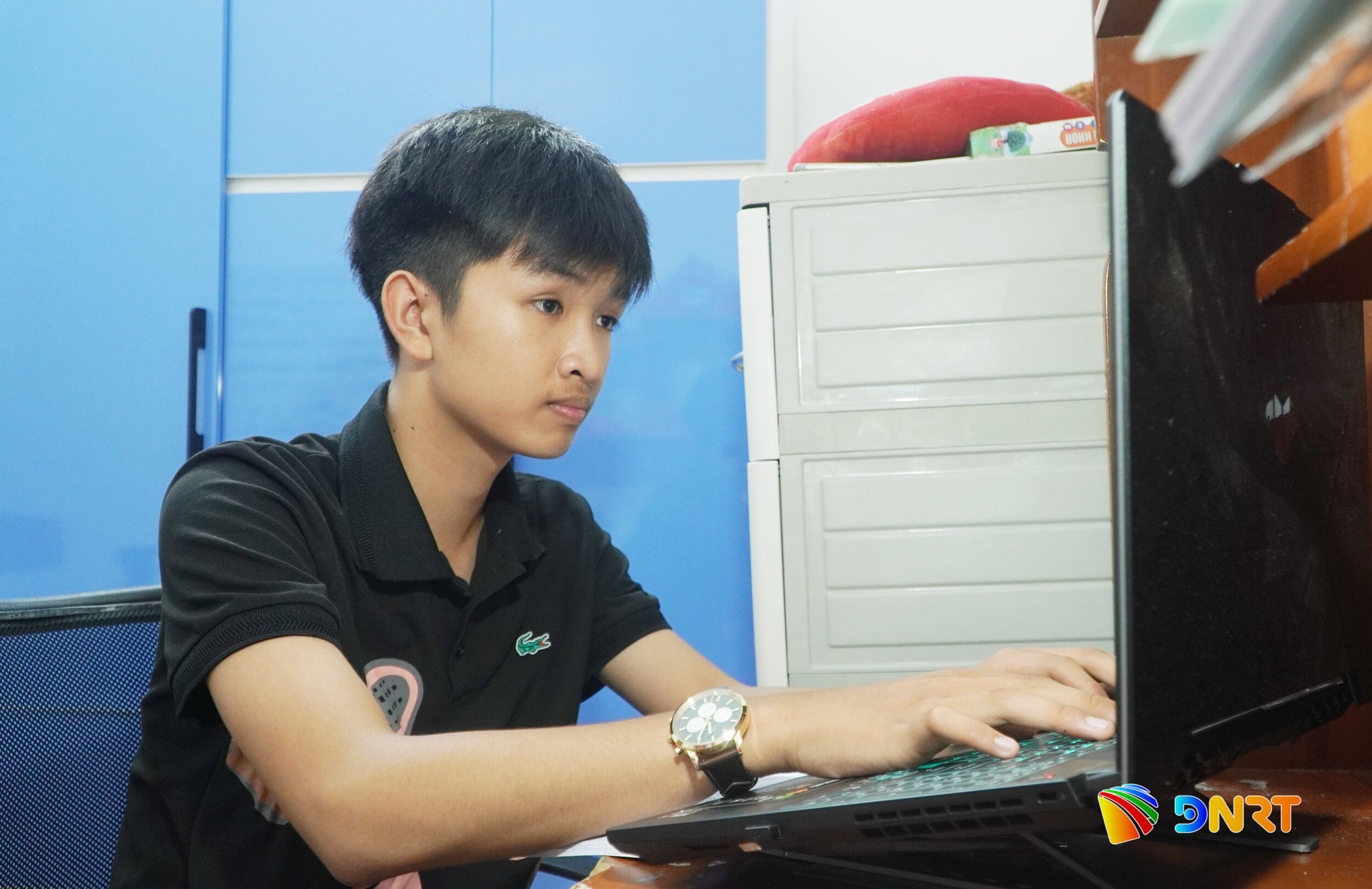 6 - Em Võ Phan Ngọc Nam thường dùng các công cụ AI để nghiên cứu, tổng hợp tài liệu học tập