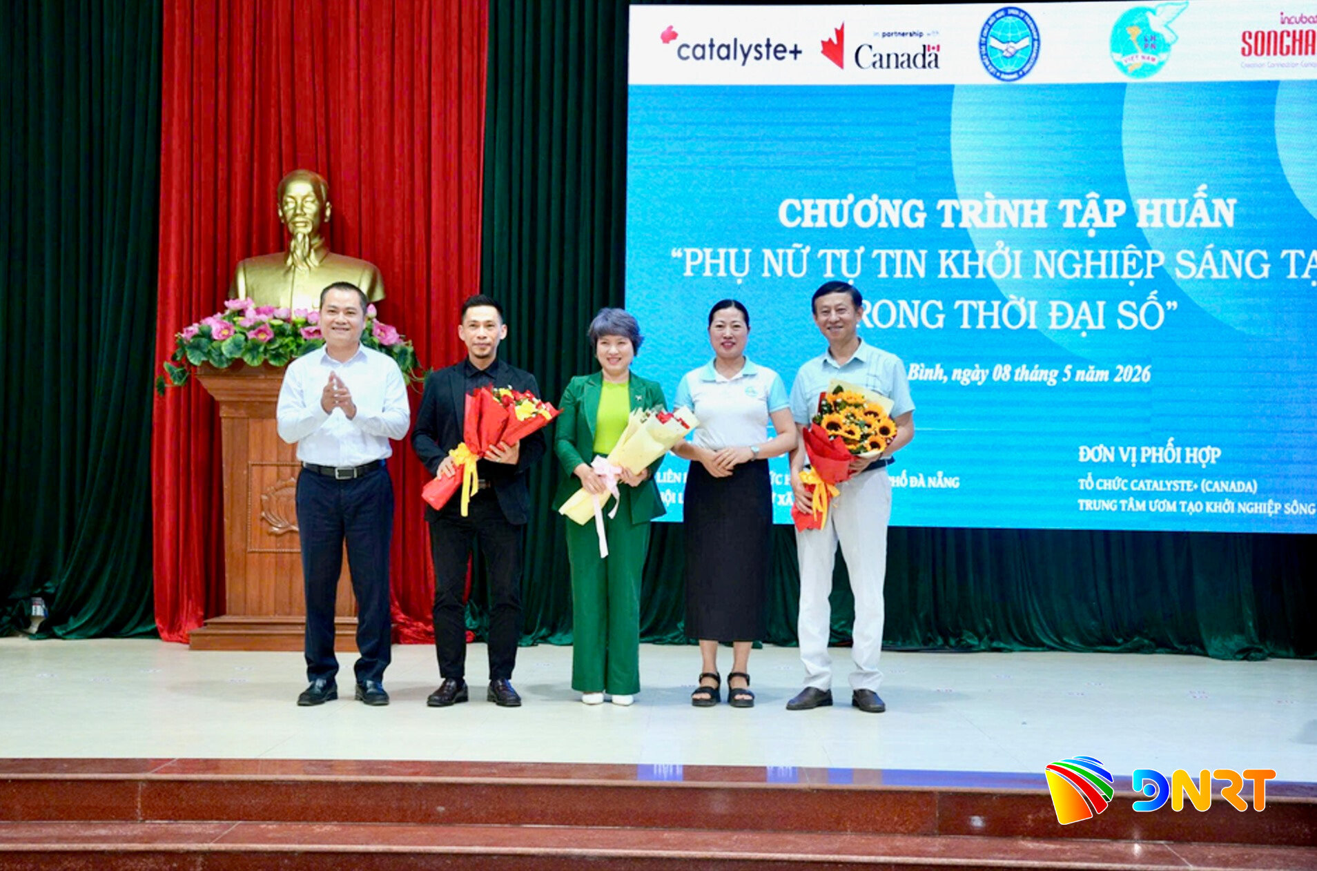 Chương trình tập huấn “Phụ nữ tự tin khởi nghiệp sáng tạo trong thời đại số” do Tổ chức Catalsyte+ tài trợ. Ảnh: L.HIỆP