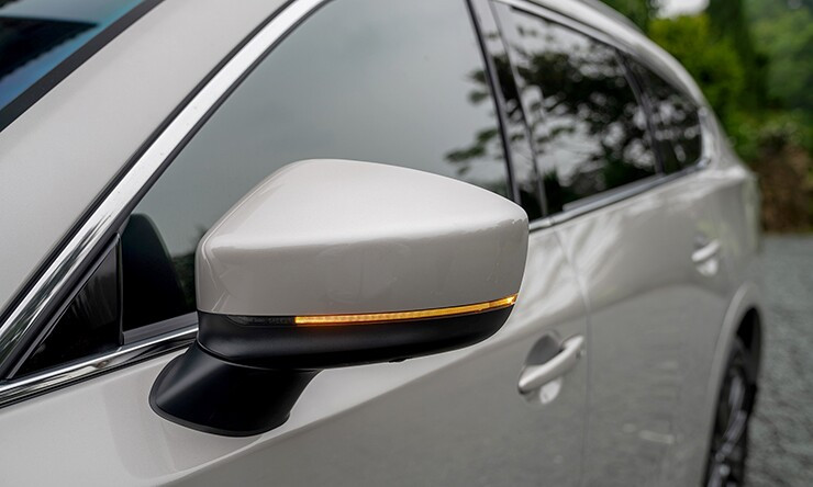 G&oacute;c nh&igrave;n ngang th&acirc;n xe New Mazda CX-8