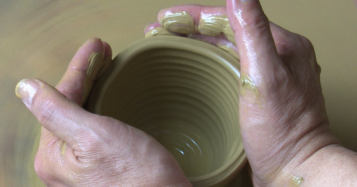 Preservation of Thanh Ha pottery making