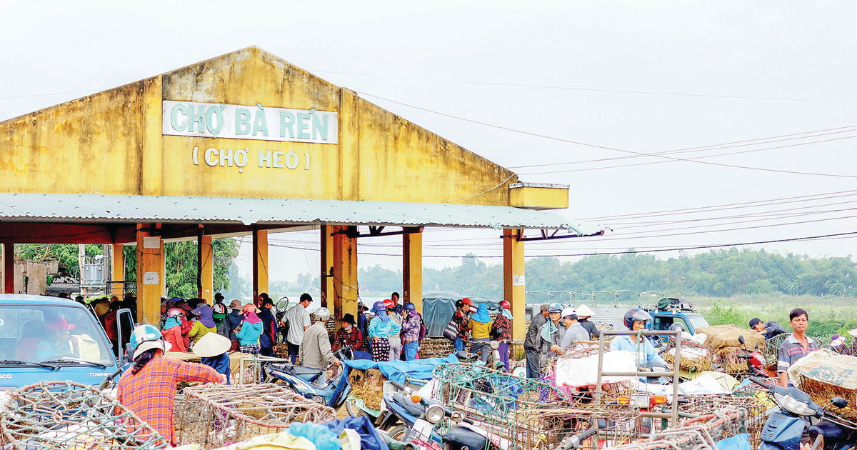 Bà Rén hay Bà Rắn?