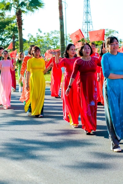 Vị thế phụ nữ trong đời sống hiện đại