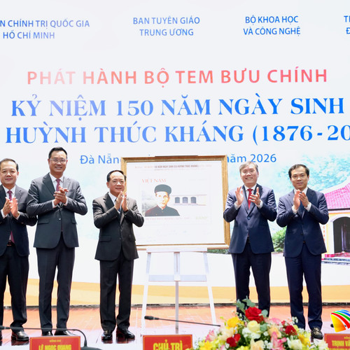 Phát hành bộ tem bưu chính kỷ niệm 150 năm ngày sinh cụ Huỳnh Thúc Kháng