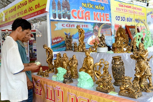 Sản phẩm làng nghề Quảng Nam: Mang chuông đi đánh xứ người