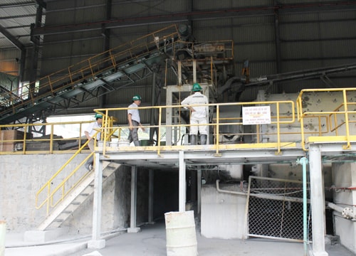 Công ty TNHH vàng Phước Sơn: "Treo" quyền lợi người lao động