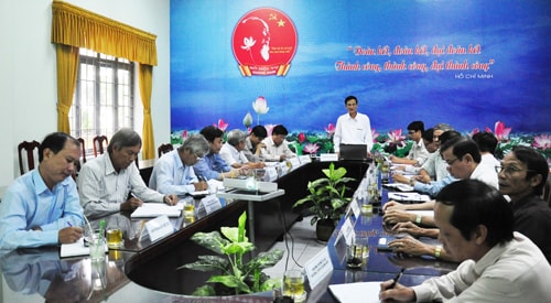 Đảng phải xứng đáng với dân