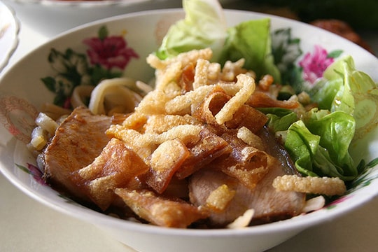 Báo Mỹ hết lời ca ngợi món cao lầu Hội An