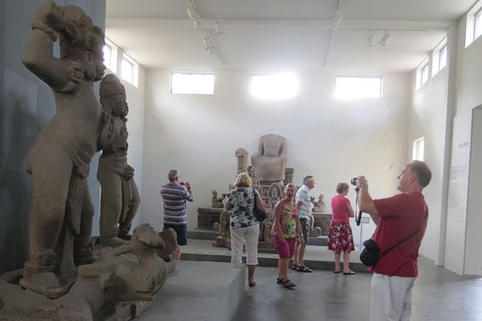 Ra mắt ứng dụng dịch vụ thuyết minh tai nghe