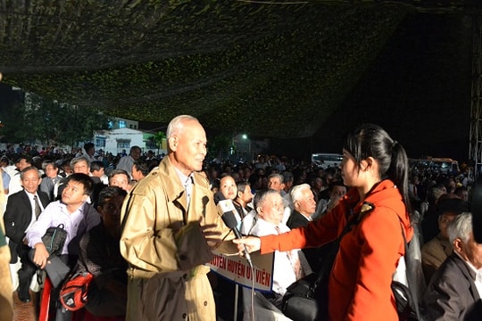 Điện Bàn đón nhận Huân chương Độc lập hạng Nhì và công bố thành lập thị xã