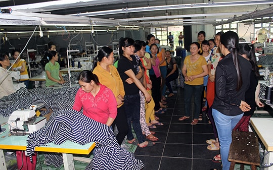 Xem thường quyền lợi người lao động