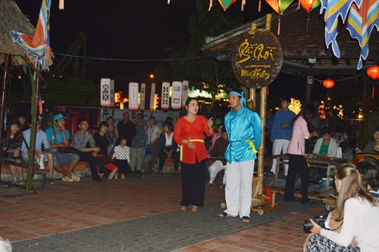 Lang thang ngày tết