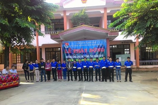 Tặng 320 thẻ Bảo hiểm tai nạn cho cán bộ Đoàn huyện Đại Lộc