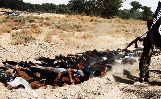 IS chôn hàng nghìn người trong 72 ngôi mộ tập thể