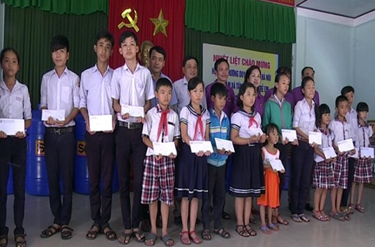 Ấm tình đồng hương xứ lụa