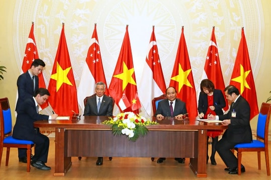 Đà Nẵng và Sembcorp ký kết ghi nhớ hợp tác phát triển Khu công viên phần mềm