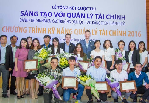 Cuộc thi "Nâng cao kỹ năng quản lý tài chính cá nhân 2017": Trường Đại học  Kinh tế (ĐH Đà Nẵng) giành ngôi quán quân