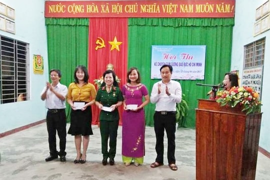 Chi bộ khối phố tổ chức thi kể chuyện tấm gương đạo đức Hồ Chí Minh