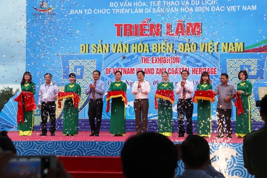 Độc đáo triển lãm "Di sản văn hóa biển, đảo Việt Nam"