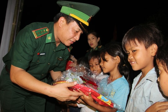 Bộ đội Biên phòng tỉnh tổ chức chương trình thiện nguyện tại vùng cao Nam Giang