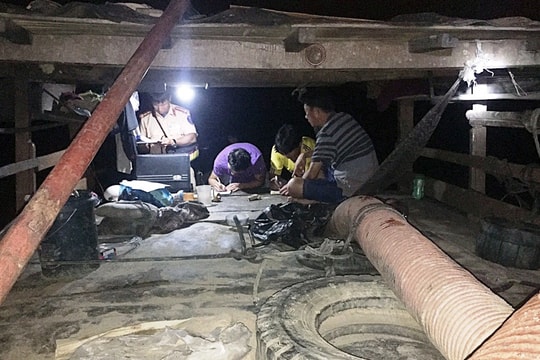 Truy quét "cát tặc" trên sông Yên