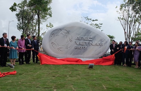 Khai trương Công viên APEC