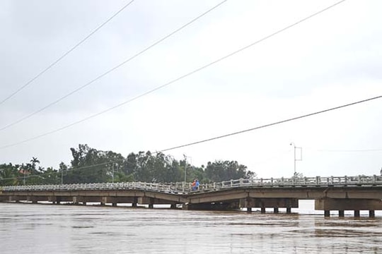 Giải pháp khắc phục cầu Hà Tân