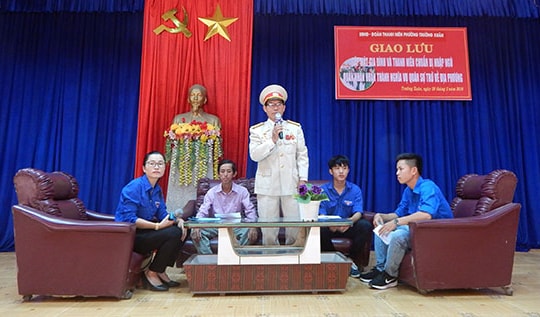 Gặp mặt thanh niên xuất ngũ, chuẩn bị nhập ngũ