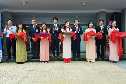 Khai mạc triển lãm kỷ niệm 20 năm thành lập FIDR tại Đà Nẵng