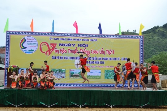 Khai mạc Ngày hội văn hóa truyền thống Cơ Tu lần thứ II