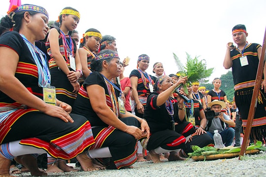 Lễ hội Văn hóa - Thể thao các huyện miền núi: Tôn vinh giá trị truyền thống