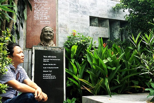 Nhạc sĩ Trần Quế Sơn tổ chức liveshow tưởng nhớ thi sĩ Bùi Giáng